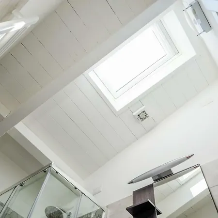 The Best Rent - Bright Attic In 公寓 *