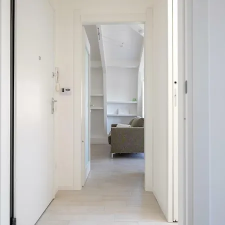 公寓 The Best Rent - Bright Attic In 米兰