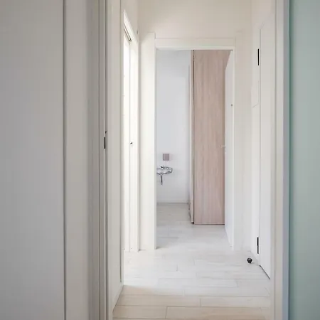 شقة The Best Rent - Bright Attic In ميلان